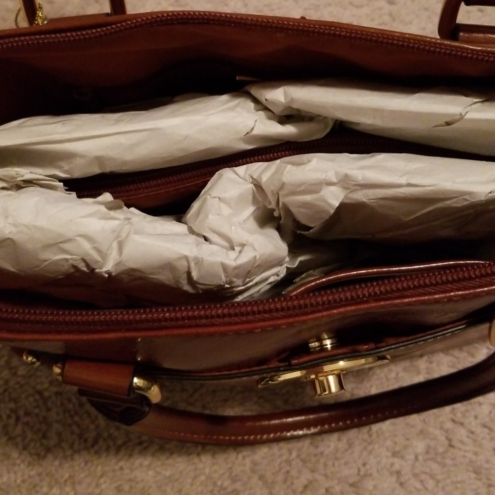 Handbag - Picture 3 of 5